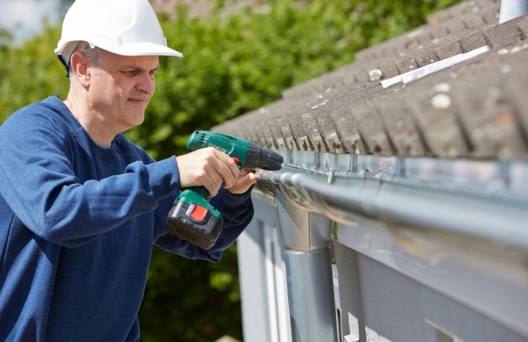 Emergency Gutter Services in Chicago, IL